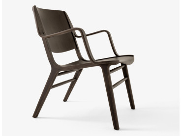 Fauteuil scandinave AX HM11 chêne teinté. Edition neuve