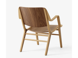 Fauteuil scandinave AX HM11 chêne et noyer. Edition neuve