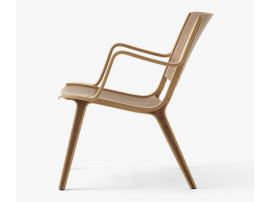 Fauteuil scandinave AX HM11 chêne et noyer. Edition neuve