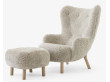 Petra VB3 lounge chair by Viggo Boesen. New edition