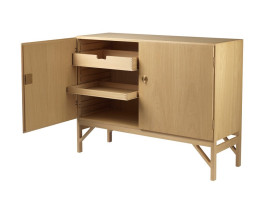 Buffet scandinave modèle A232 en Chêne. Nouvelle édition.