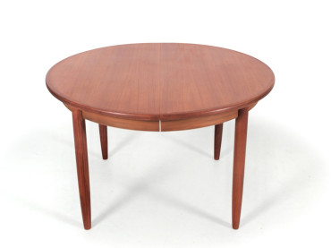 Table de repas scandinave extensible en teck 4/8 pers.