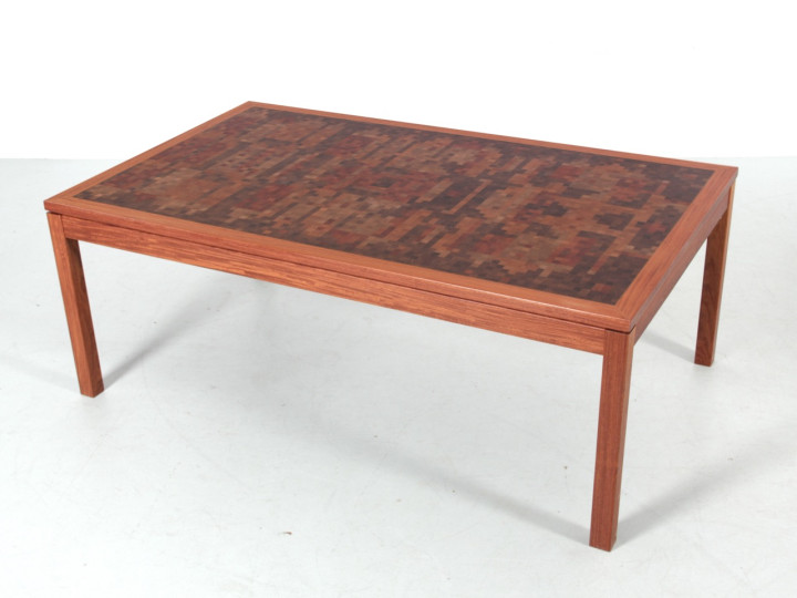 Grande table basse scandinave en marqueterie de bois debout