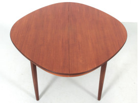 Mid-Century Modern dining set by Hans Olsen for Frem Rojle.