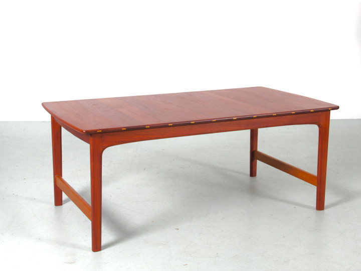 Table basse scandinave en teck massif