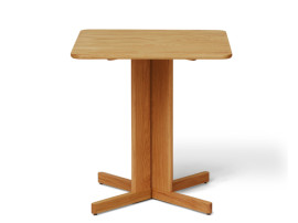 Trefoil square table 68x68cm