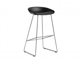 Tabouret de bar scandinave About A Stool AAS 39 65 cm ou 75 cm tapissé