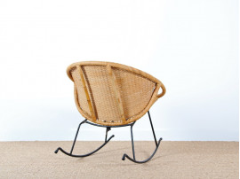 Rocking chair scandinave en rotin