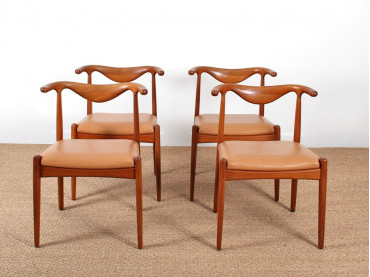 Set of 4 Scandinavian chairs Bull