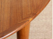 Scandinavian round dining table in teak. 4/6 seats