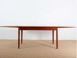 Scandinavian dining teak table 6/10 seats.