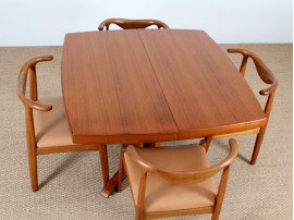 Extending square dining table  4/8 seats