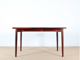 Scandinavian dining table in rosewood 6/8 seats