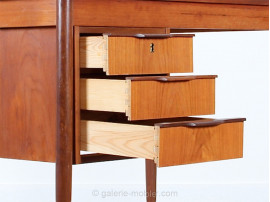 Petit bureau scandinave en teck