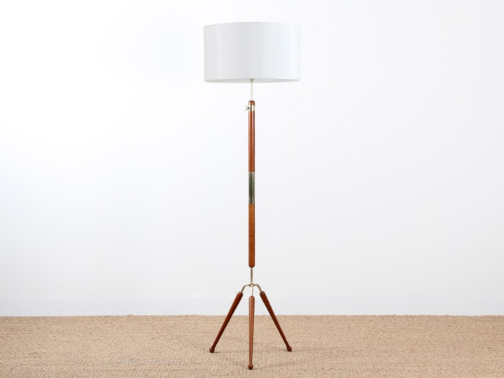 Scandinavian tripod floor lamp in teak