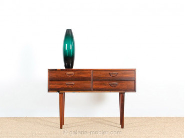 Danish chest of drawers in rosewood