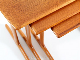 Scandinavian nesting tables in teak (1950)