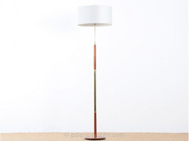 Scandinavian tall lamp in teak