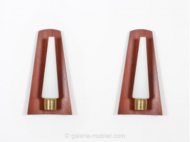 Pair of Scandinavian wall lamps in teak and opal glass