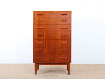 Scandinavian chest of 6 drawers in teak