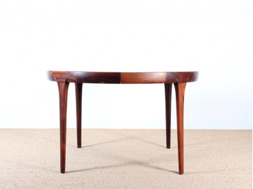 Circle dining table in rosewood, 4/10 seats