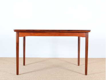 Scandinavian dining table in teak 4/6 seats