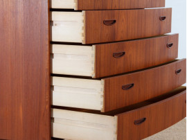 Scandinavian chest of 6 drawers in teak