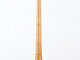 Tall desk lamp in oak