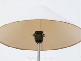 lampadaire tripode