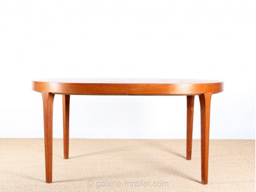 Scandinavian teak dining table 6/10 seats.