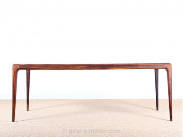 Scandinavian occasional table in rosewood designed by ohannes Andersen