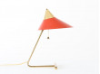 Petite lampe de bureau scandinave rouge