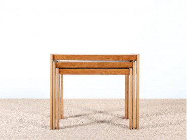 Set of three nesting tables in teak