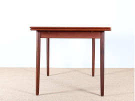 Scandinavian dining table in teak 4/6 seats