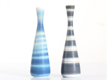 Pair of small vases by Gunar Nylund