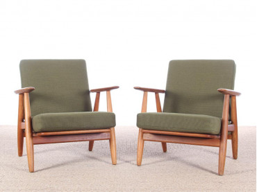 Danish mid-century modern pair of "Cigar chairs" GE-240