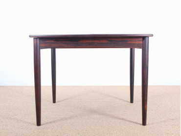 Scandinavian dining table in Rio rosewood (4/10 seats)