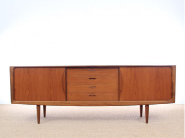 Long Scandinavian sideboard in teak by Johannes Ansersen