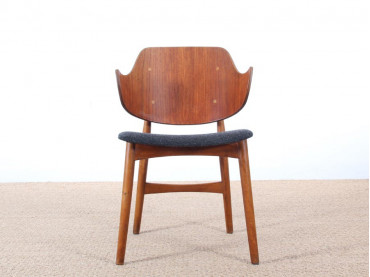 Mid-Century Modern scandinavian Shell  chair by Ib Kofod-Larsen