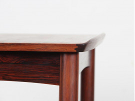 Mid-Century Modern scandinavian pair of side tables in Rio rosewood 