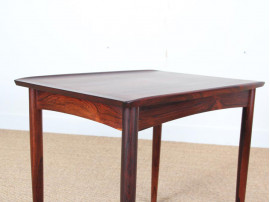 Mid-Century Modern scandinavian pair of side tables in Rio rosewood 