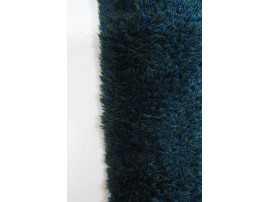 Tapis scandinave  Rya en laine vierge à motifs bleus.