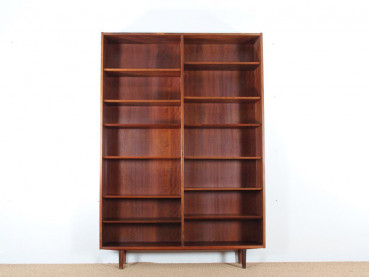 Mid-Century Modern scandinavian Bookcase in Rio Rosewood by Gunni Omann Junior