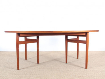 Scandinavian dining table in teak by Arne Vodder