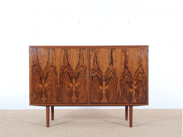 Mid-Century  modern  side board in Rio rosewood by Poul Hundevad