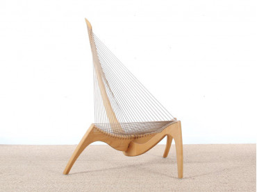 Harp chair