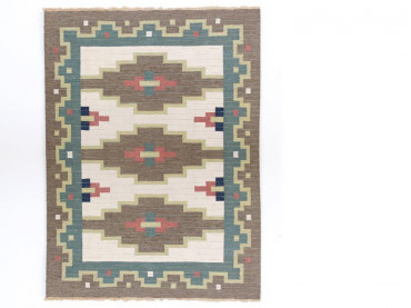 Swedish Rolakan carpet hand woven wool. 240 x 180 cm.