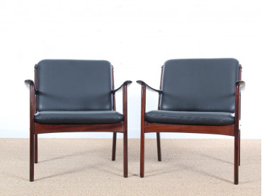 Mid-Century Modern Danish  lounge chair in mahogany model PJ 112 by Ole Wanscher