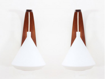 Mid-Century  modern pair of wall lamp in teak and opal