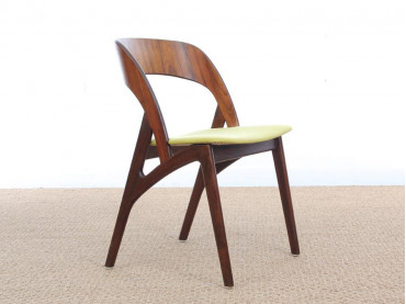 Mid-Century Modern Danish set of 4 dining chairs in Rio rosewood 